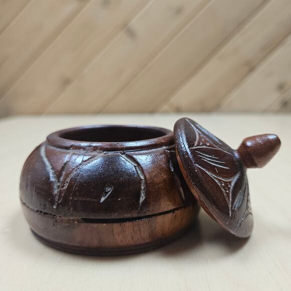 Vtg Carved Wood Trinket Handmade / Crafted Jewelry Box Storage Flower Design - Picture 5 of 8